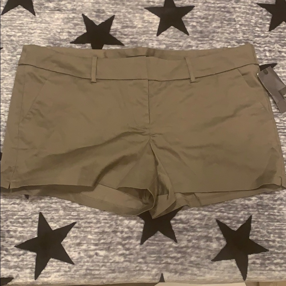 Sexy army green shorts